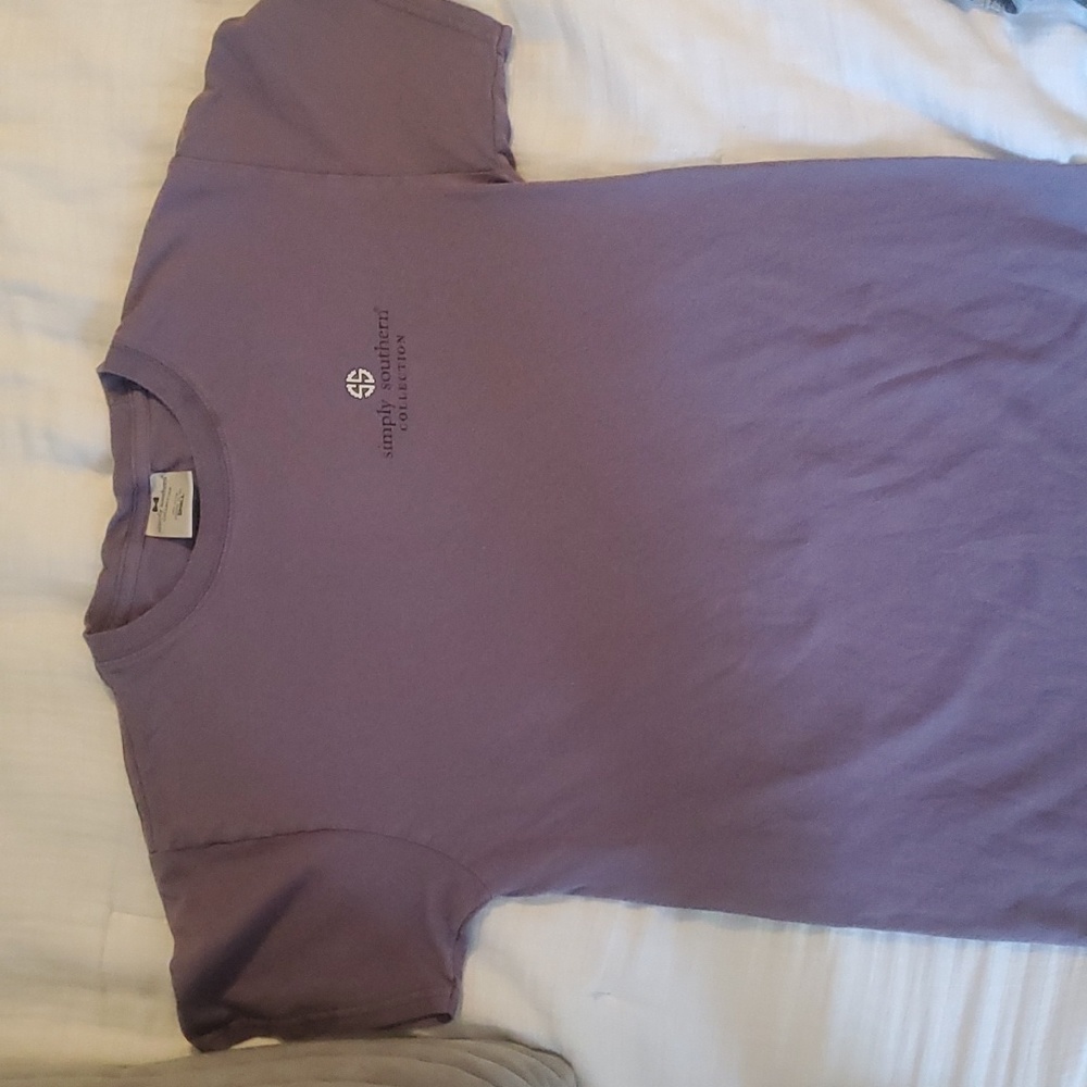 Women's small Simply Southern purple taco shirt.